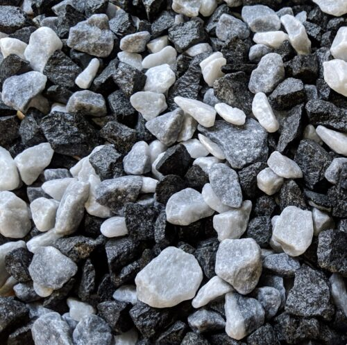 GRS Polar Black Ice (14-20mm Chippings) - Decorative Aggregate - 20kg