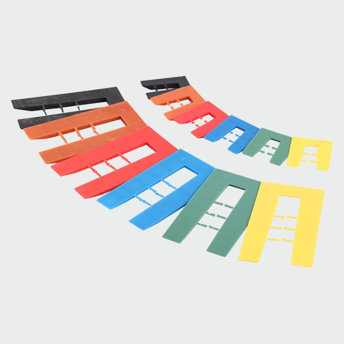 Timco Assorted Plastic Horseshoe Shims (Pack of 200 Mixed 1-6mm)
