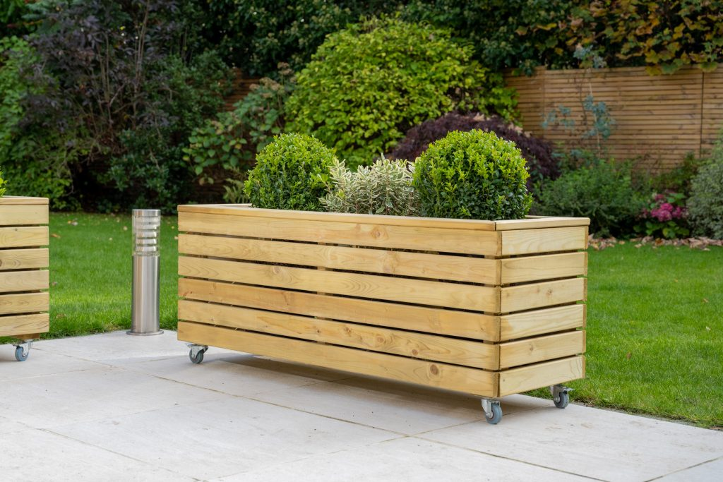 Forest Garden DTS Linear Planter - Long with Wheels 